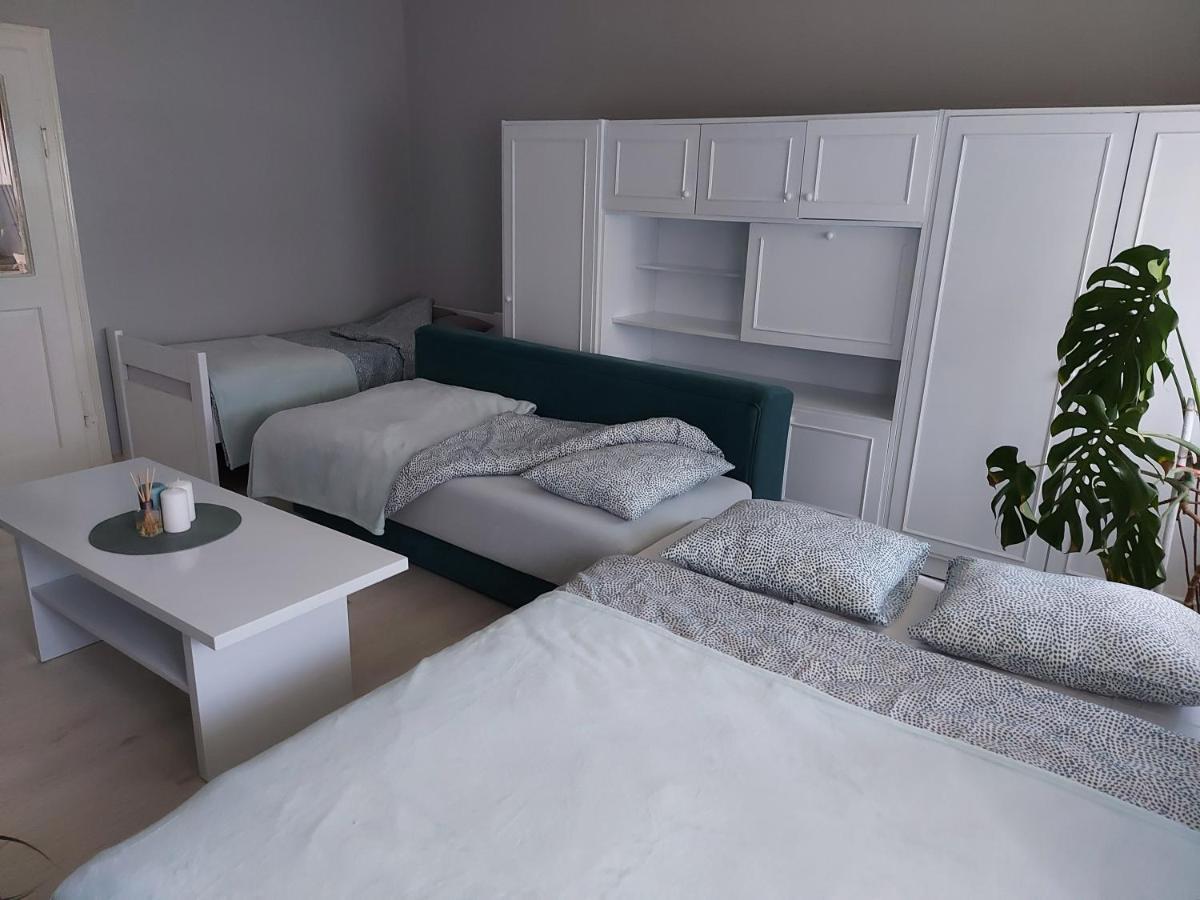 Cozy Apartment In Kikinda Екстер'єр фото